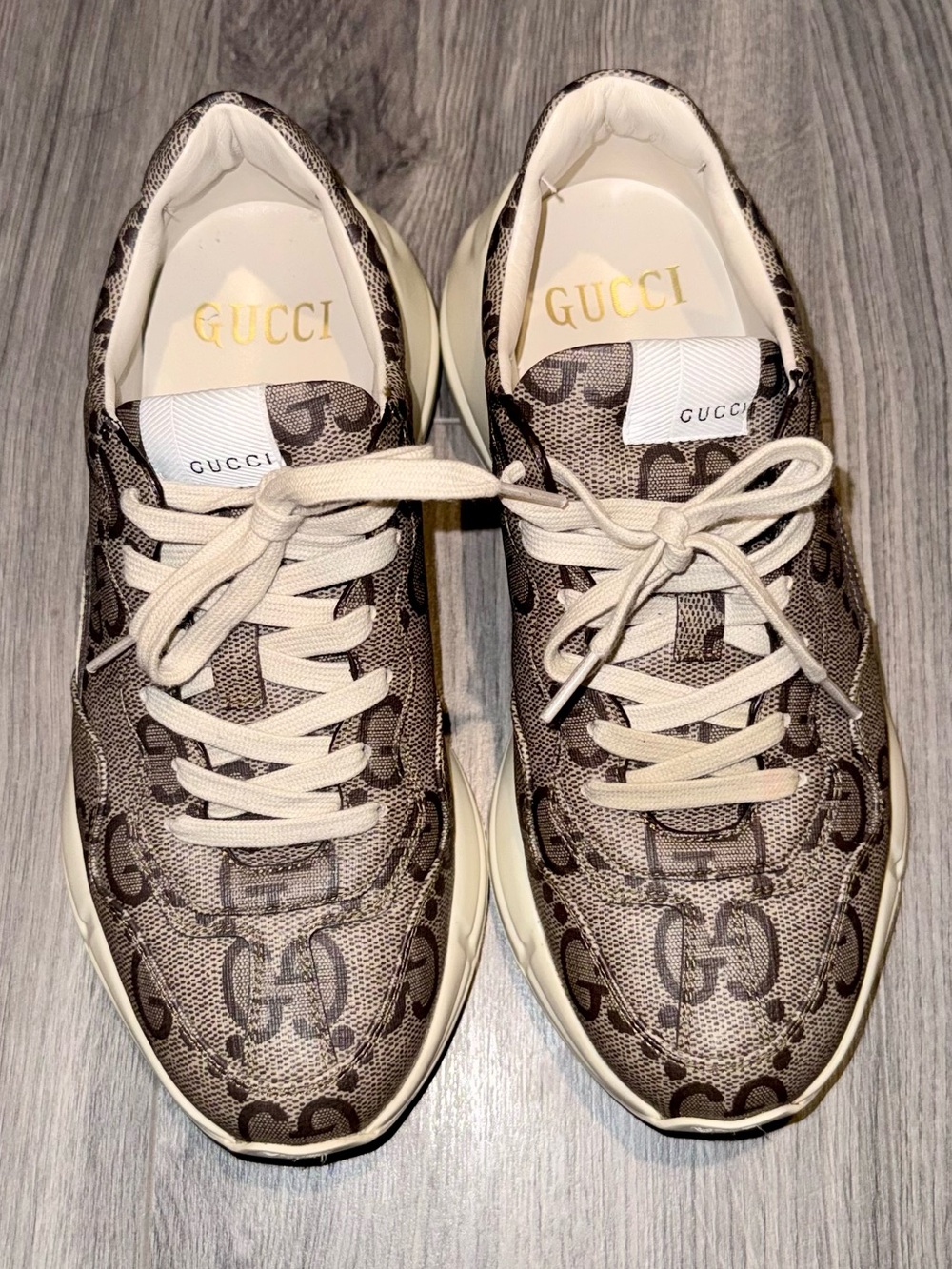 Gucci 100 Rhython monogram GG sneakers beige - Picture 3 of 8